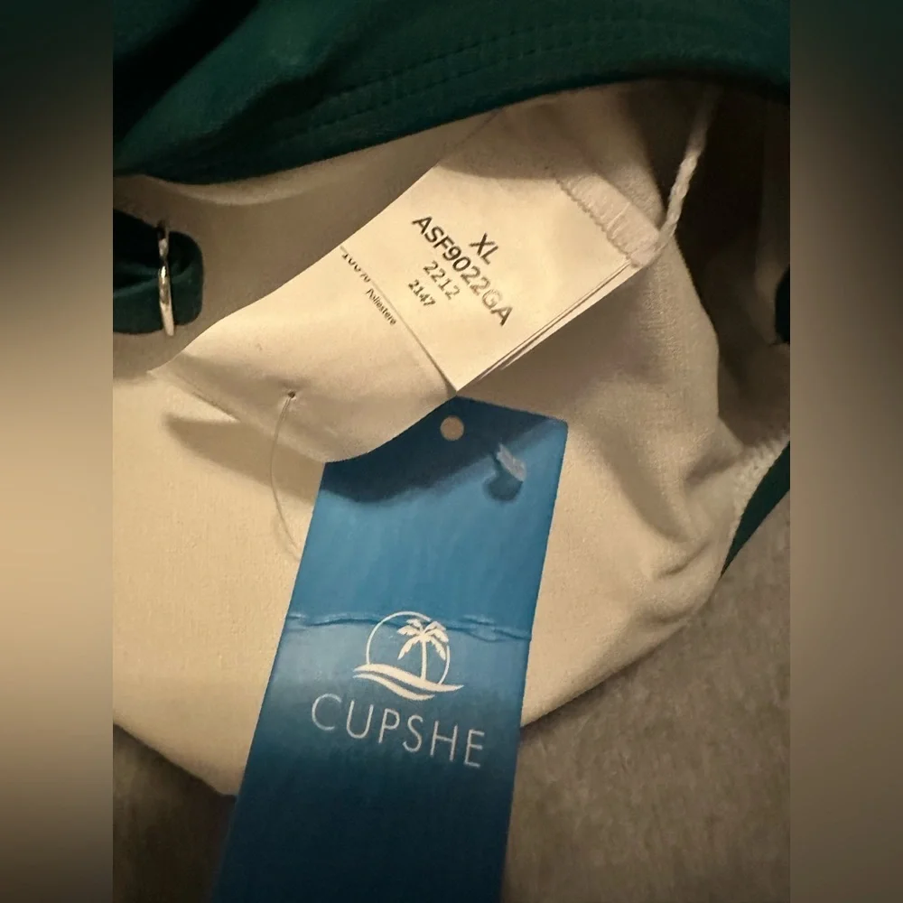 NWT CUPSHE Two Piece Bikini Set Floral Print Knot Bunny Tie dark green size XL - Picture 5 of 5